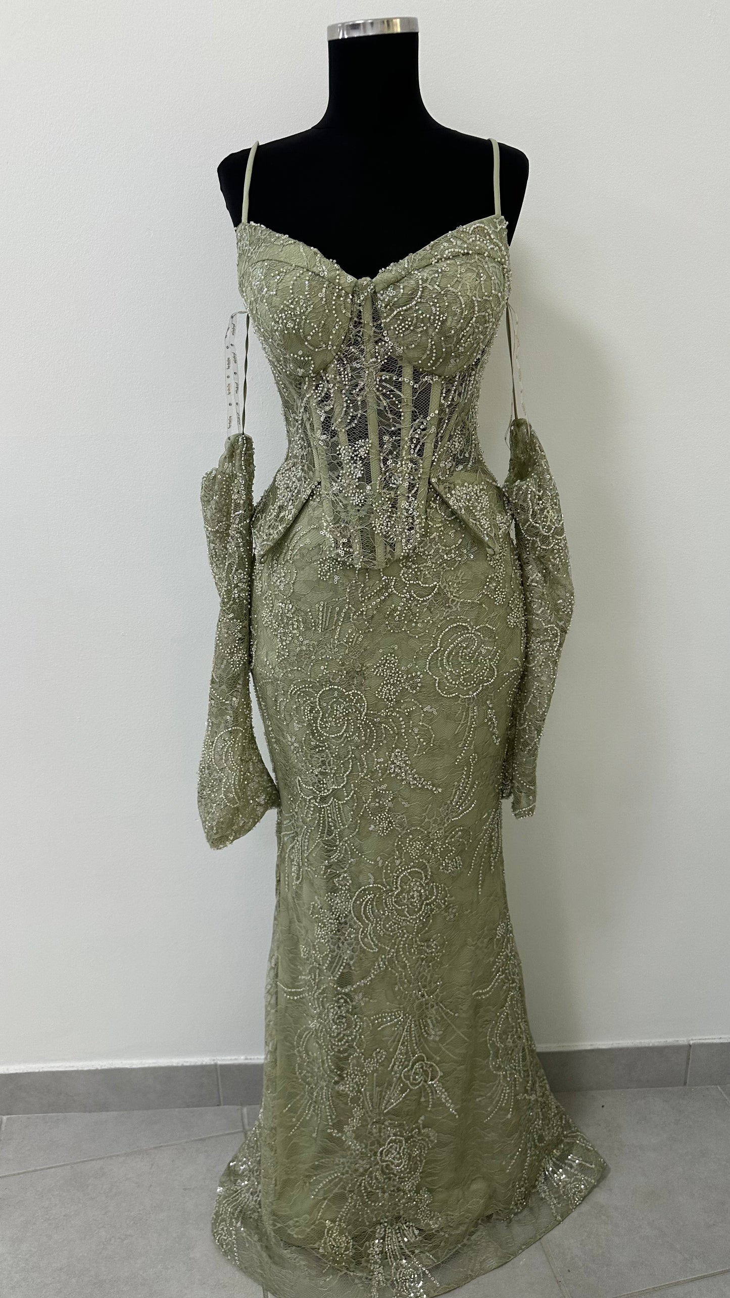 LIVIAN DRESS
