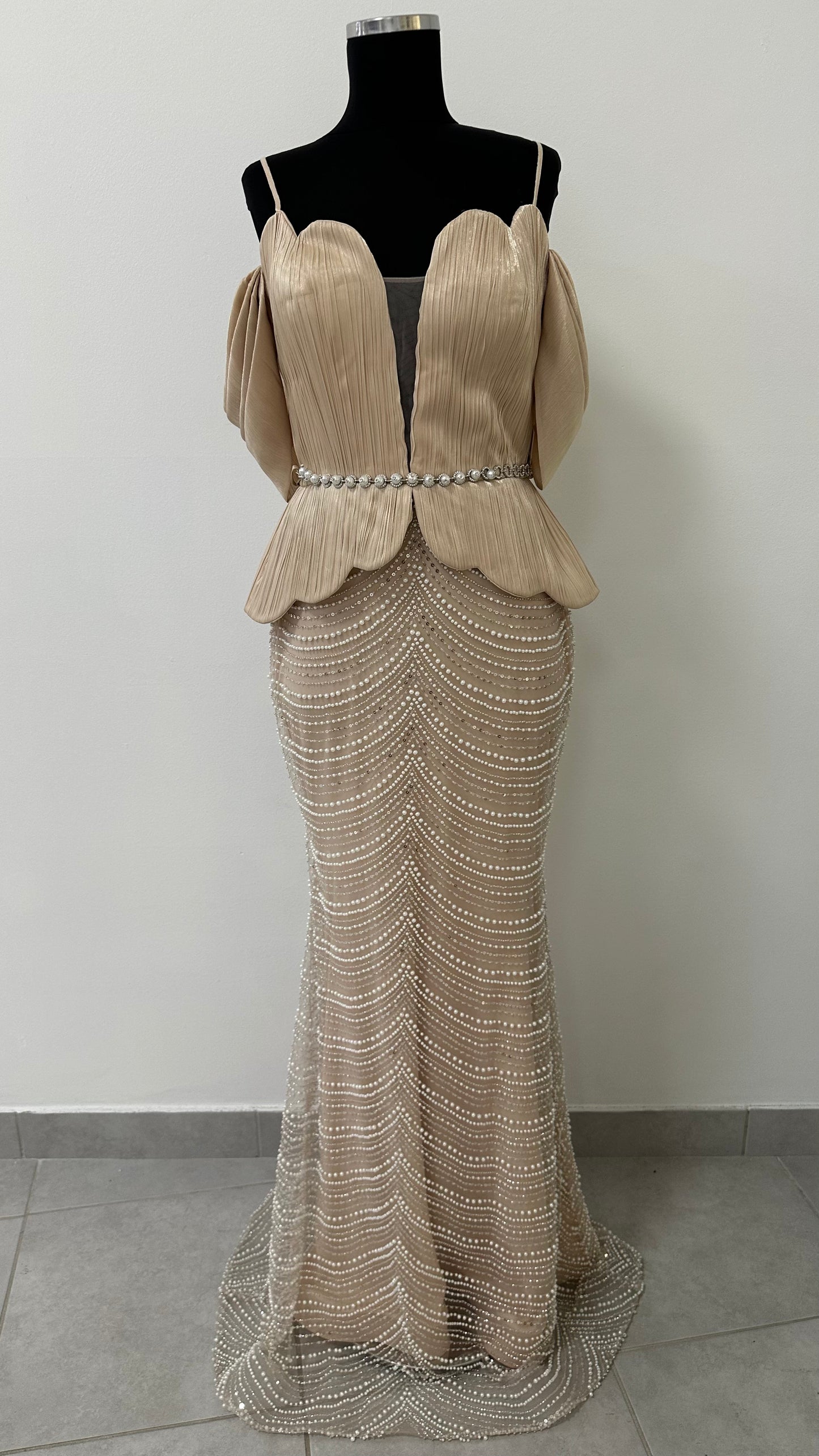 LARA DRESS